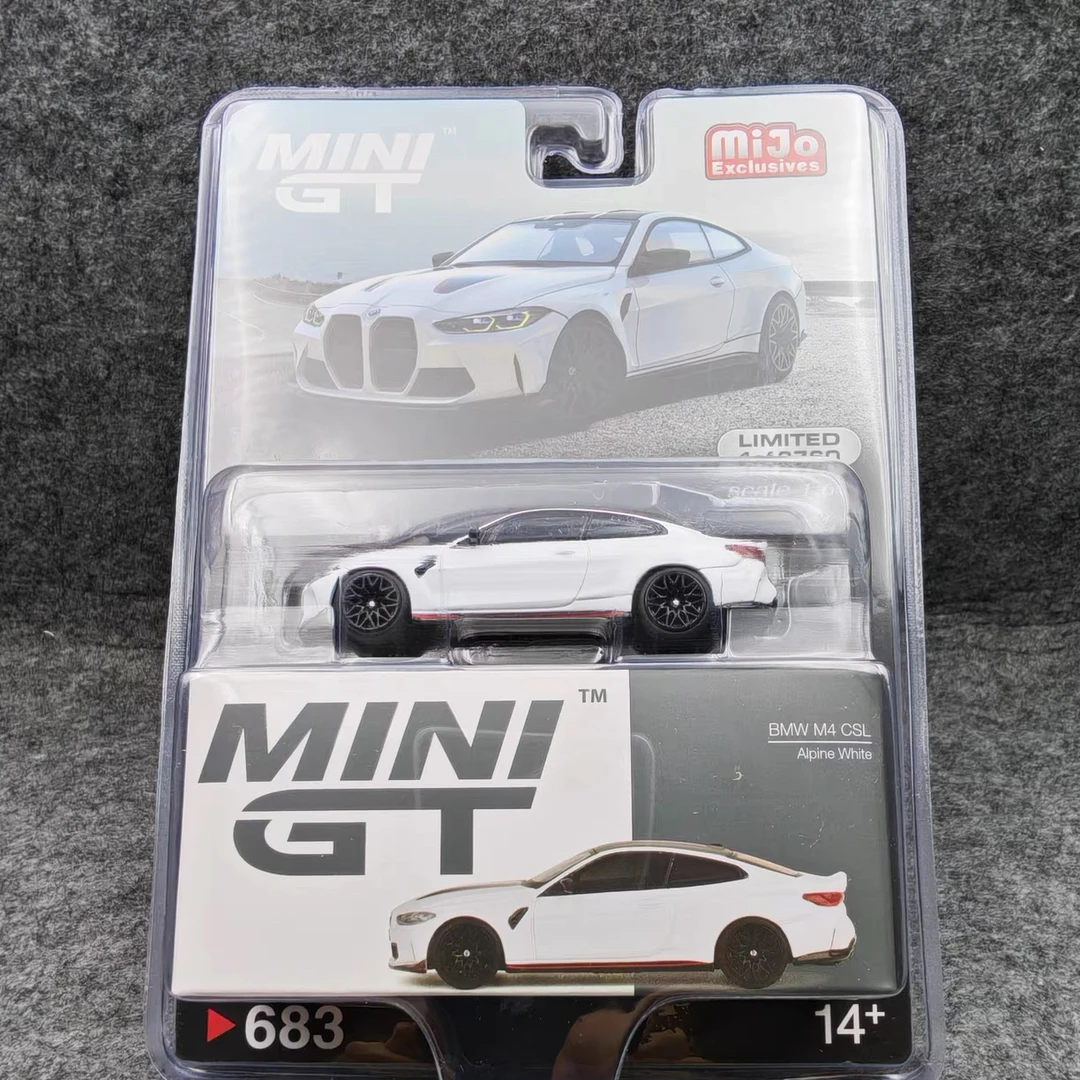 minigt683号挂卡宝马m4csl（1：64合金车模，不包官瑕）