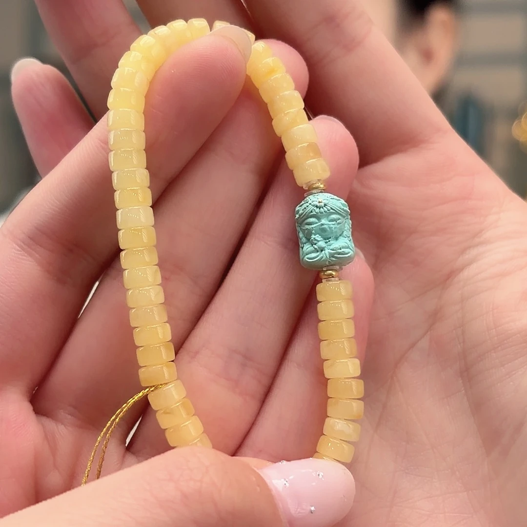 绿松石未镶嵌颈饰