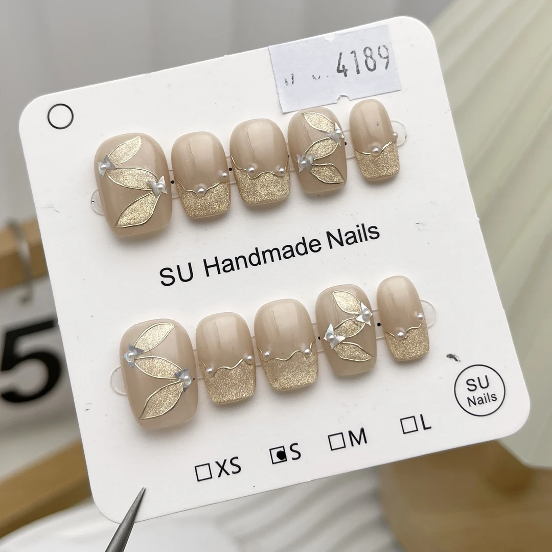 现货穿戴甲4189极光猫眼手工款式穿戴甲中长款穿戴式流行可爱冬季