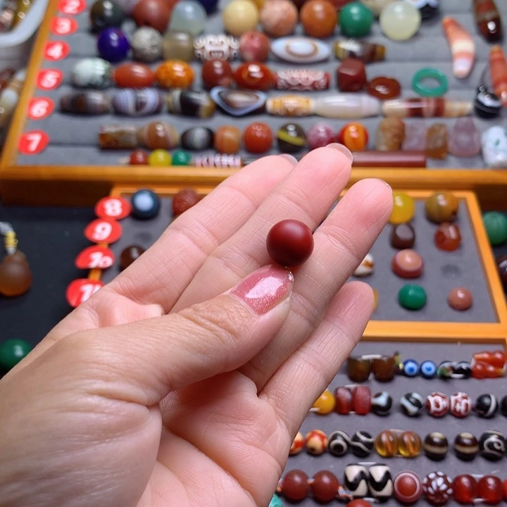 玛瑙/玉髓颈饰未镶嵌做***…