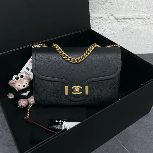 香奈儿/包包/95新/市场价38000/27×20×10