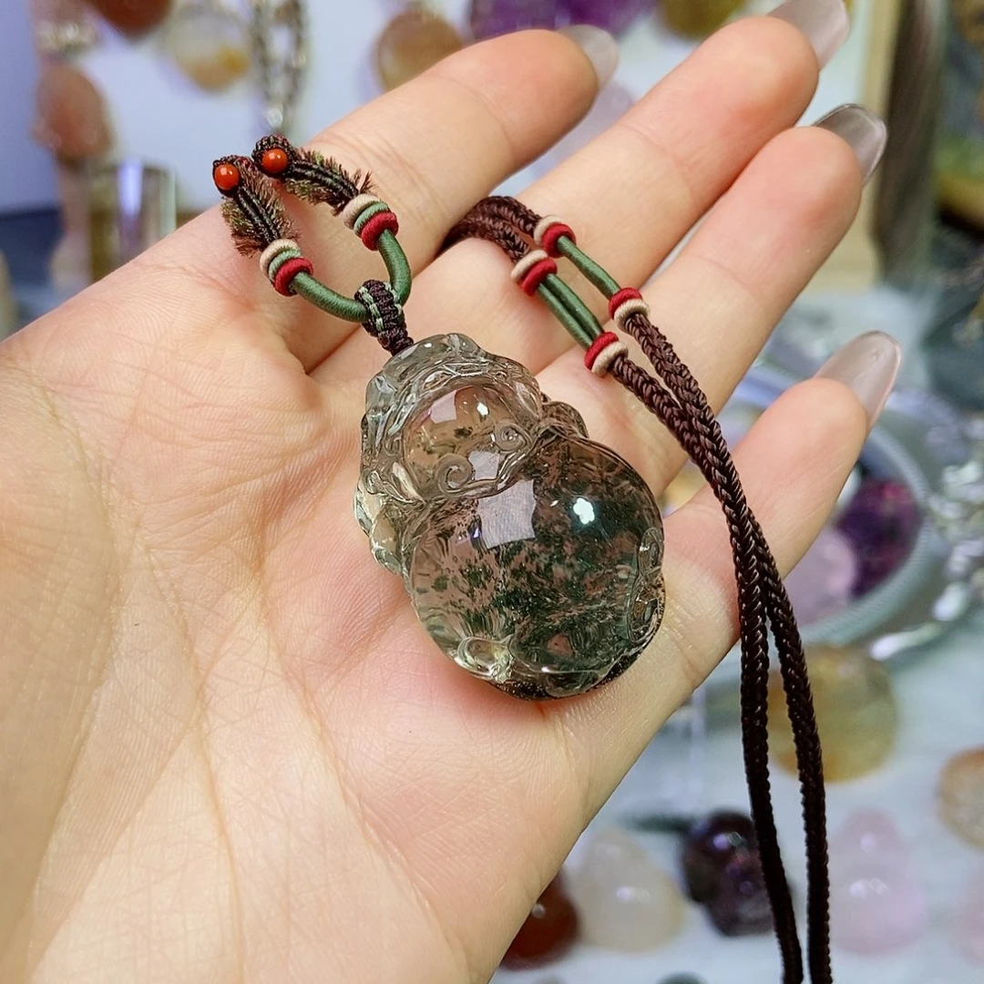 水晶吊坠(赠链)未镶嵌