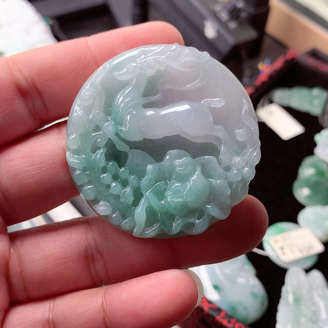 翡翠吊坠(不含链)未镶嵌快**猪