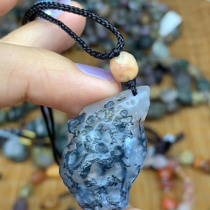 玛瑙/玉髓未镶嵌珠宝半成品