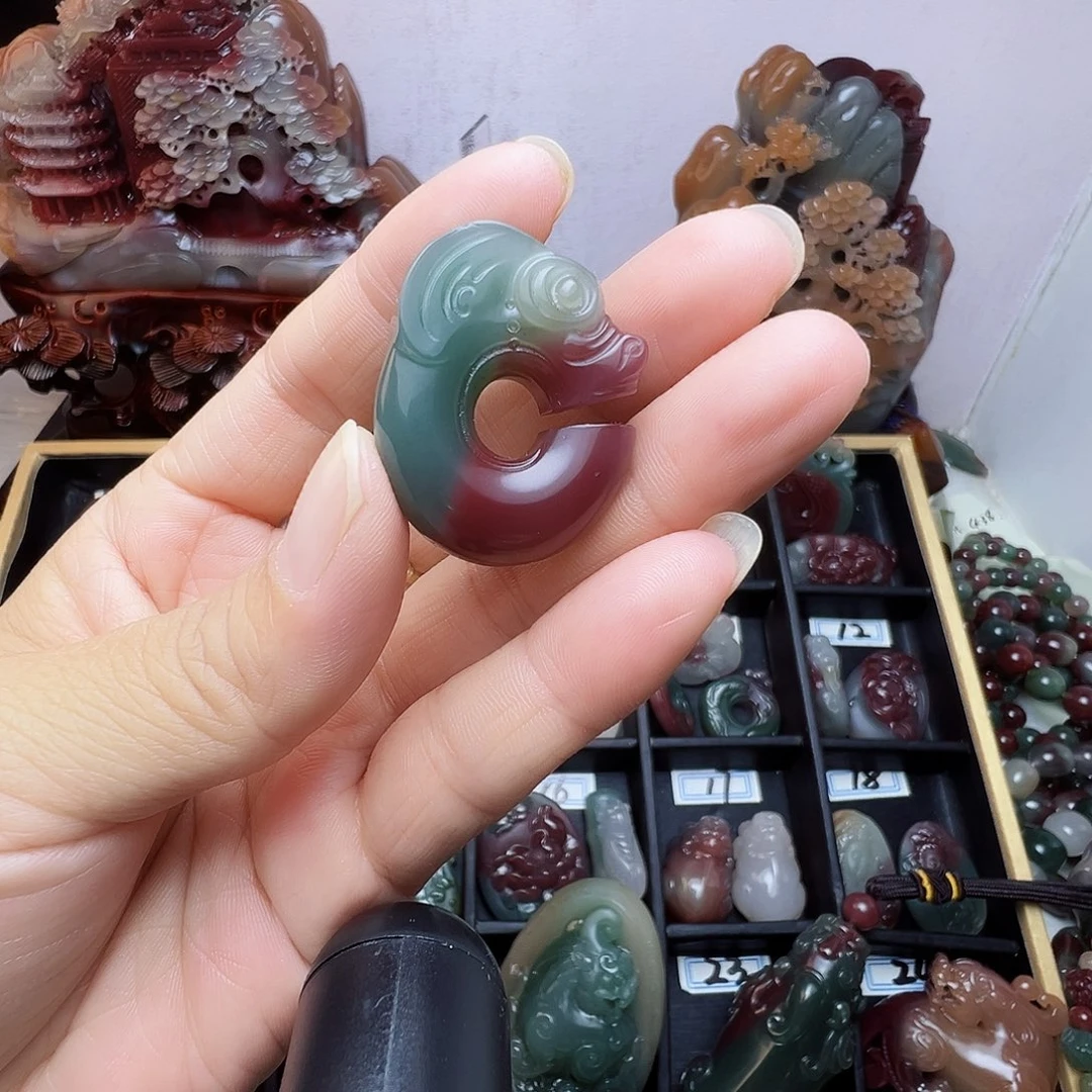 铁合金秦紫玉挂件