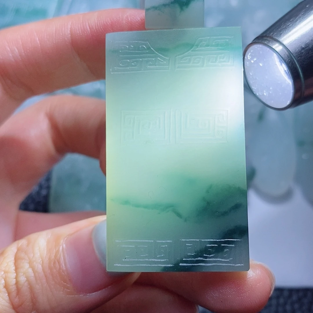 定制翡翠未镶嵌毛货付款后确认抛光