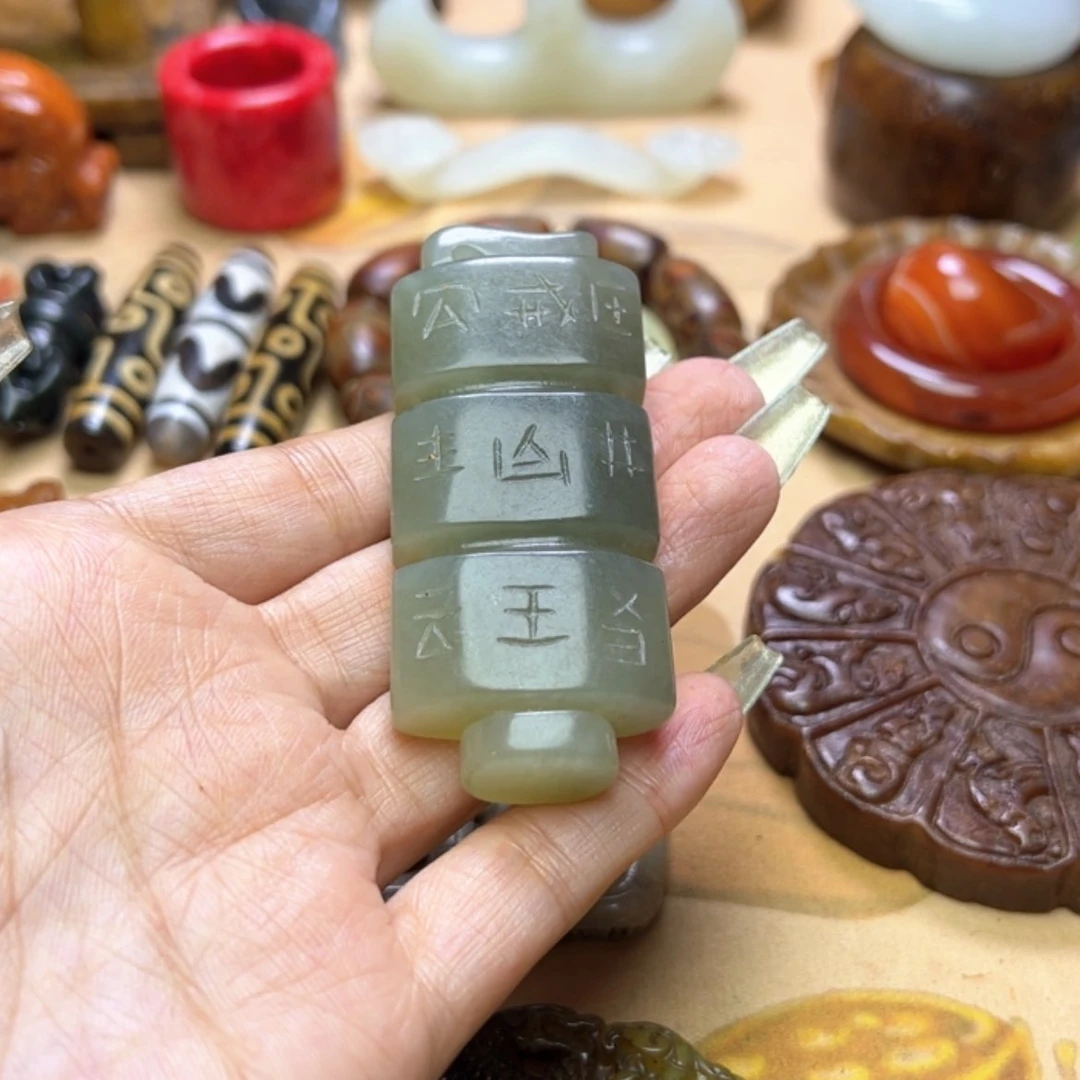 【闪购商品】蛇纹石玉颈饰未镶嵌