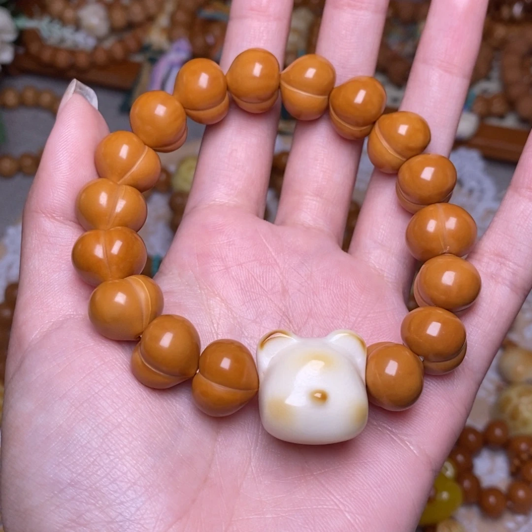 吊坠猴头核桃玻璃底手串➕小熊