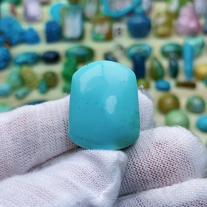 绿松石配饰未镶嵌