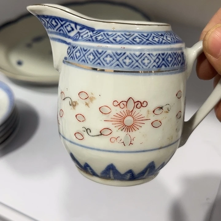 清***霞景德镇陶瓷玲珑公道1个