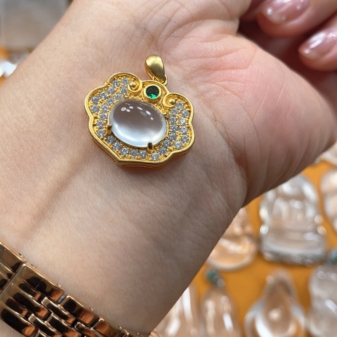 合金吊坠石英质玉