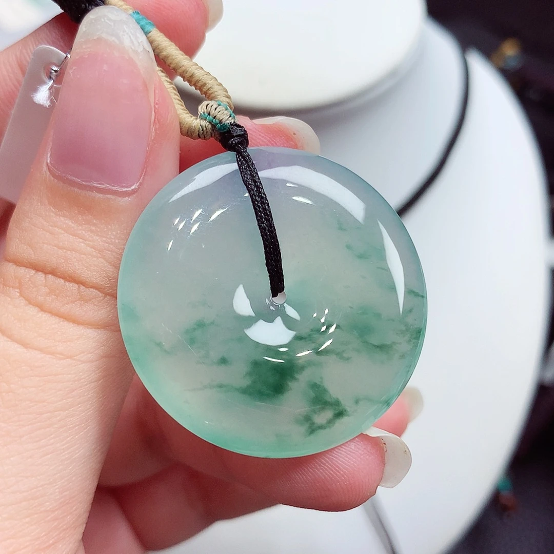 翡翠未镶嵌颈饰翡翠80，32.6/5.9