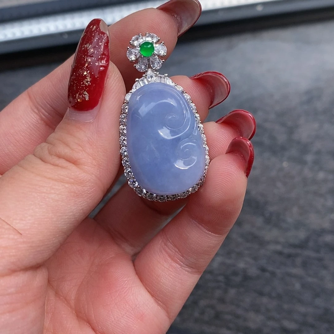 翡翠颈饰银S925镶嵌小*糕天然翡翠