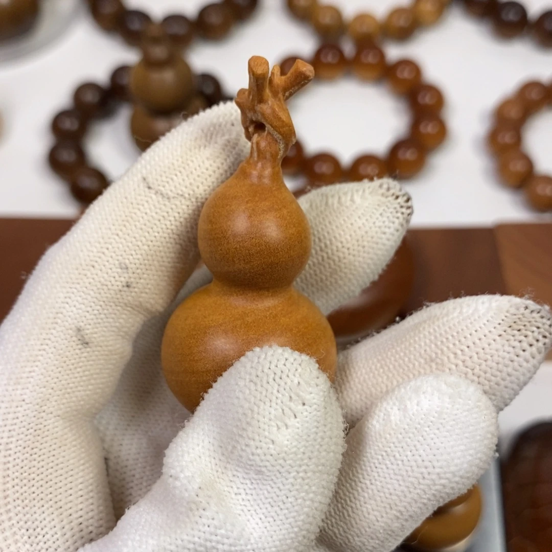 一***间檀香木老山檀香葫芦沉水奶香