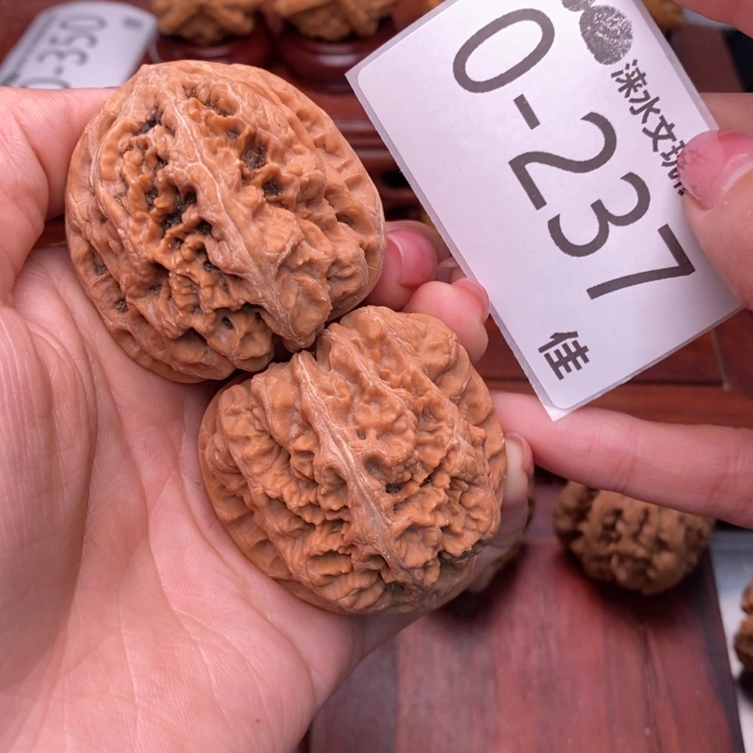 文玩核桃把件44粗筋