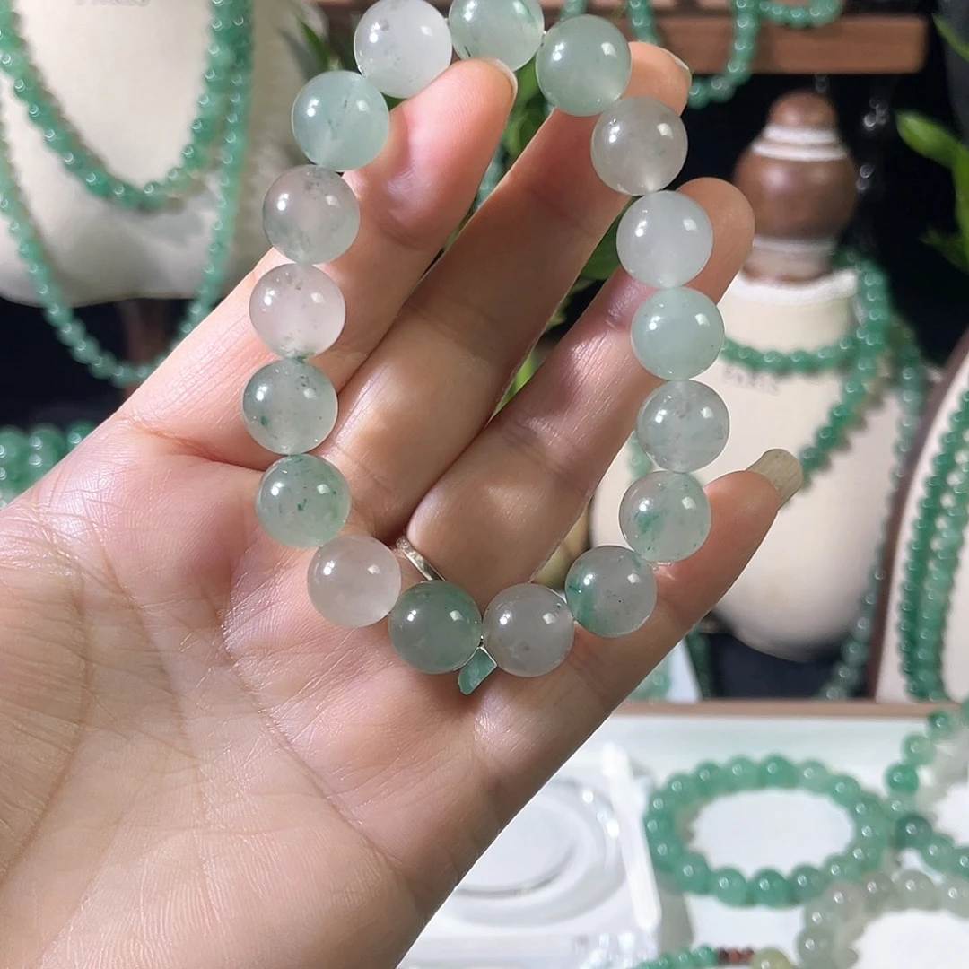 石英质玉（非洲翠）未镶嵌手链