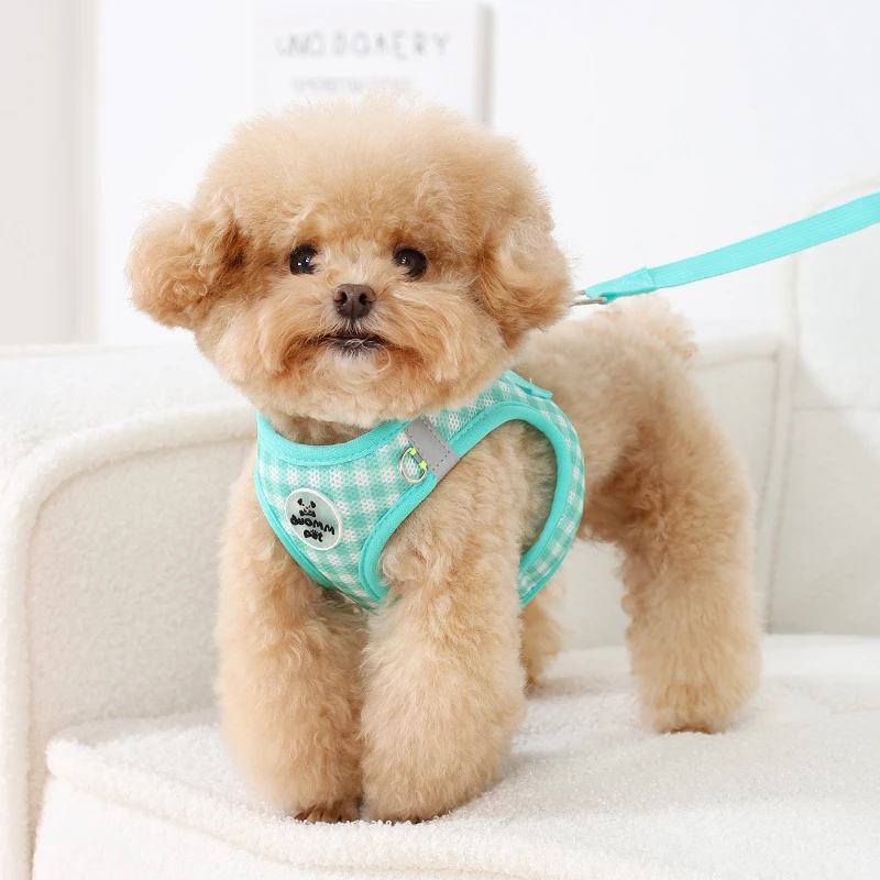 背心式狗狗牵引绳中小型犬防挣脱胸背带适合泰迪比熊外出遛狗