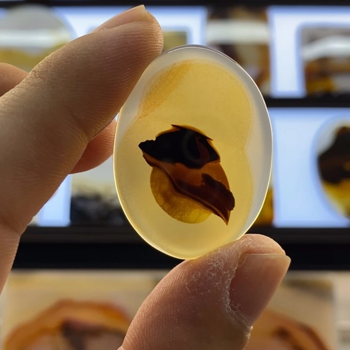 玛瑙/玉髓合金颈饰