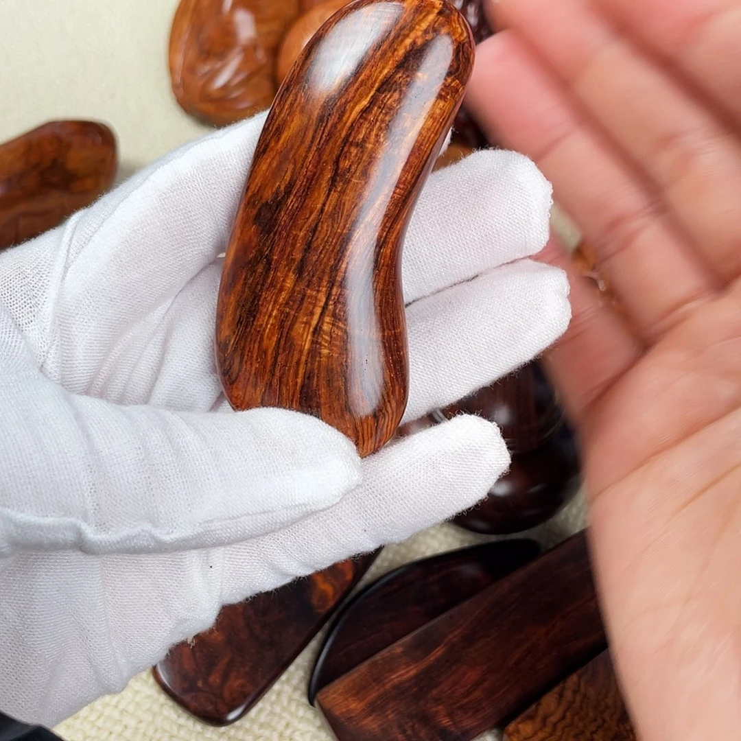 令***川黄花梨/降香黄檀吊坠