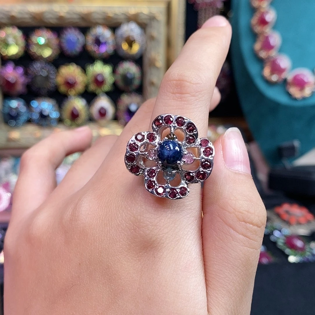 14K金镶嵌蓝宝石戒指