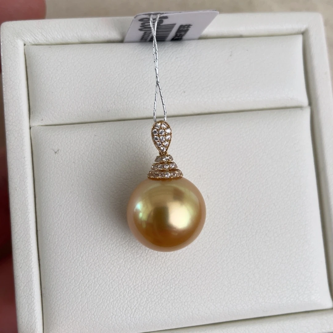 18K金镶嵌海水珍珠吊坠(不含链)13.9m m