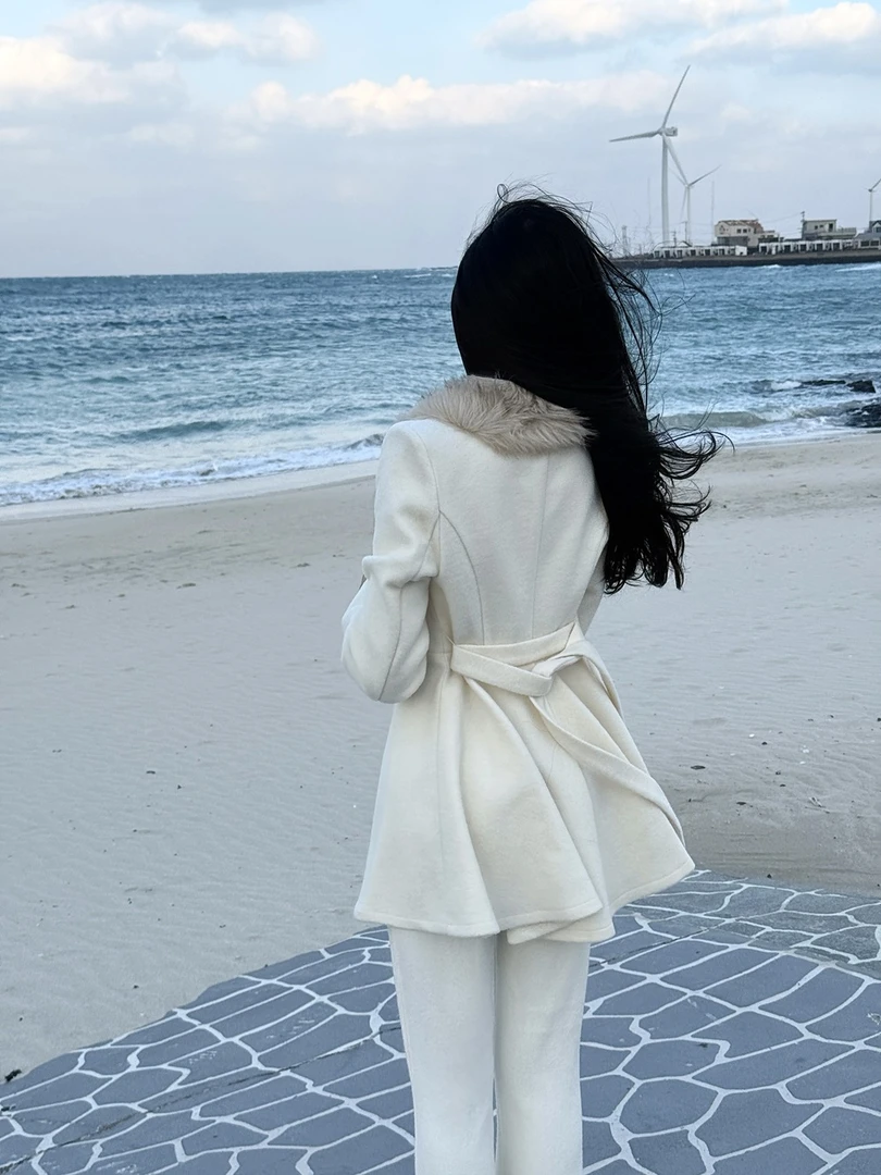 Ec轻熟风【冬季恋歌】绵羊毛白色毛呢大衣  优雅贵气拼接毛领外套