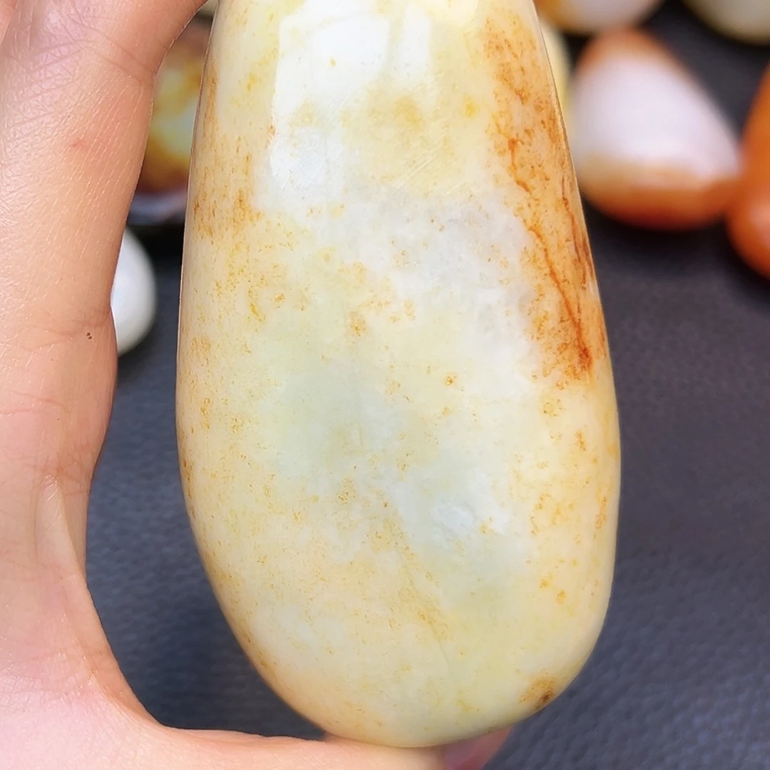 和田玉未镶嵌珠宝奇石