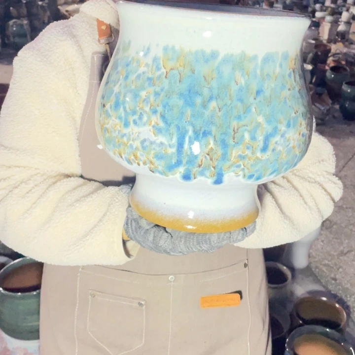 花盆紫砂口22高26瑕疵瑕疵