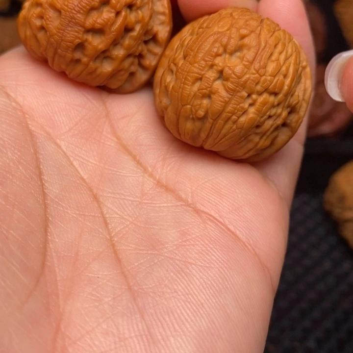 秦岭野生文玩核桃85