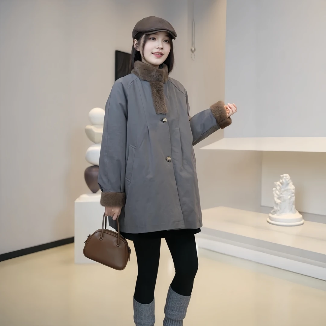 时尚百搭中长款毛领棉衣2025冬季大码胖MM洋气流行新款女士外套