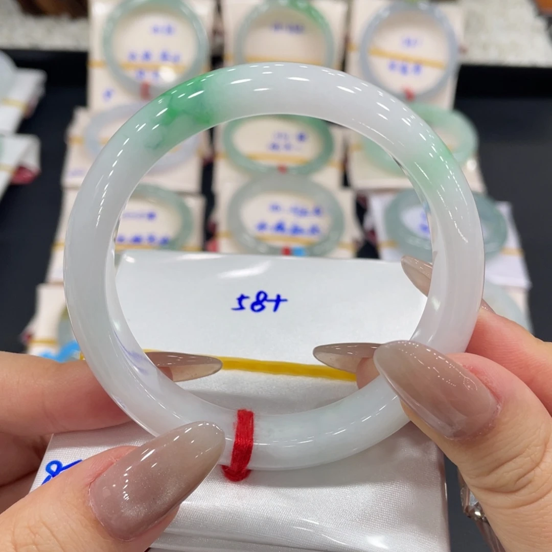 未镶嵌手镯翡翠缅甸天然翡翠手镯