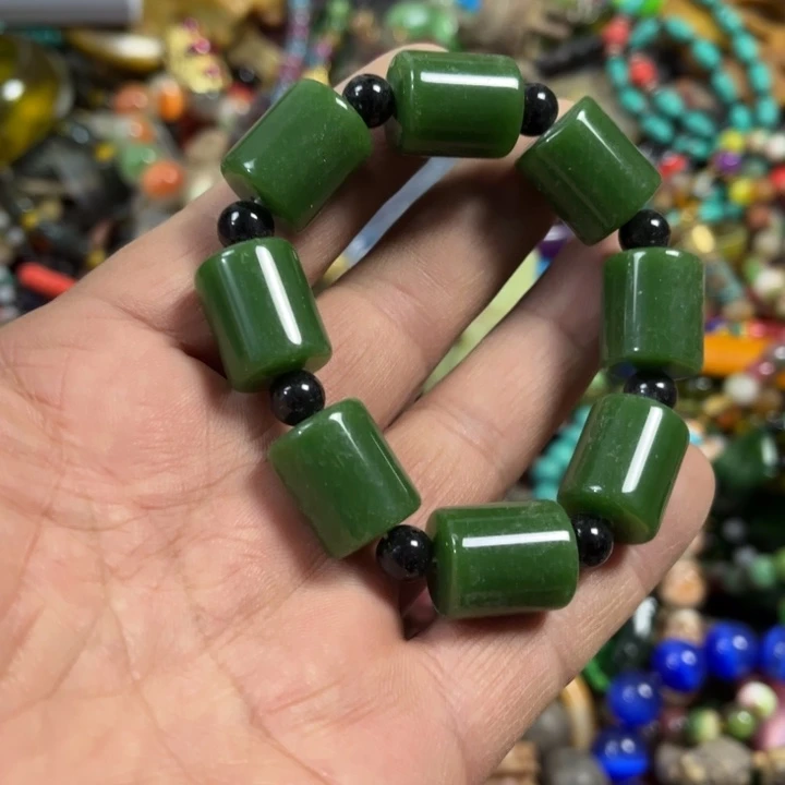 未镶嵌和田玉（糖玉）挂件