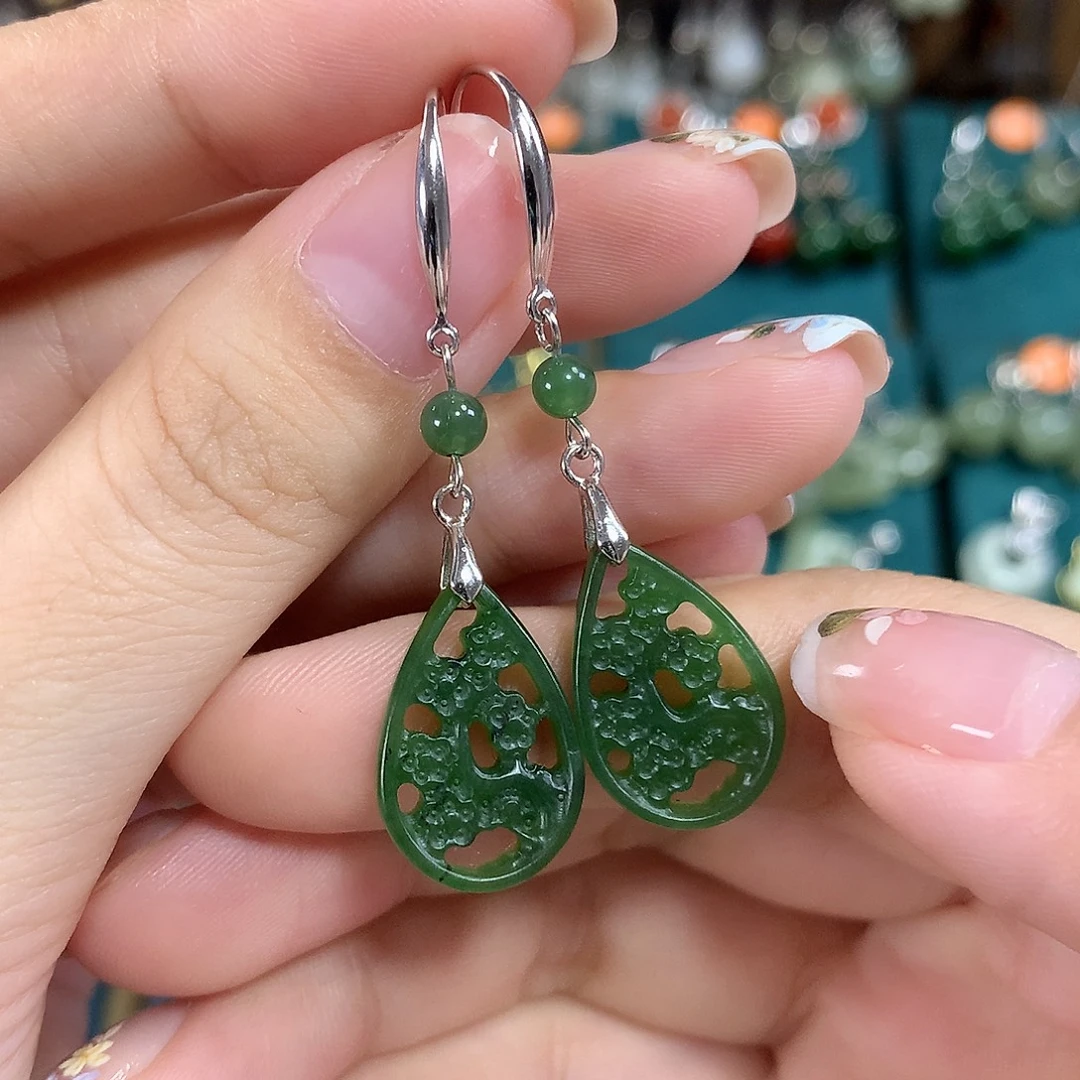 和田玉（碧玉）银S925镶嵌耳饰水滴卡19左右