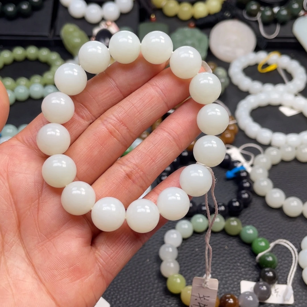 和田玉未镶嵌手链