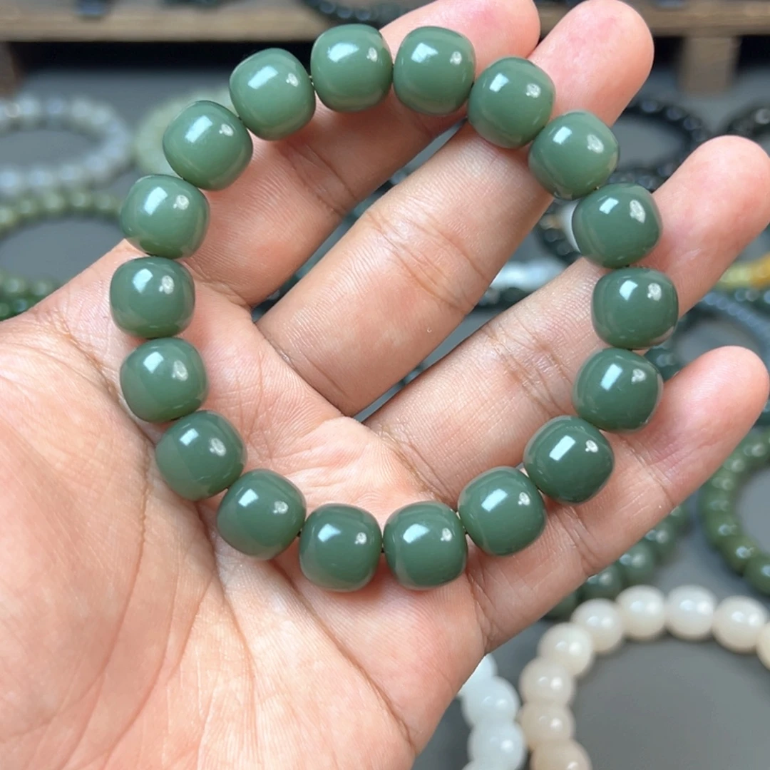 斑****和田玉未镶嵌手链