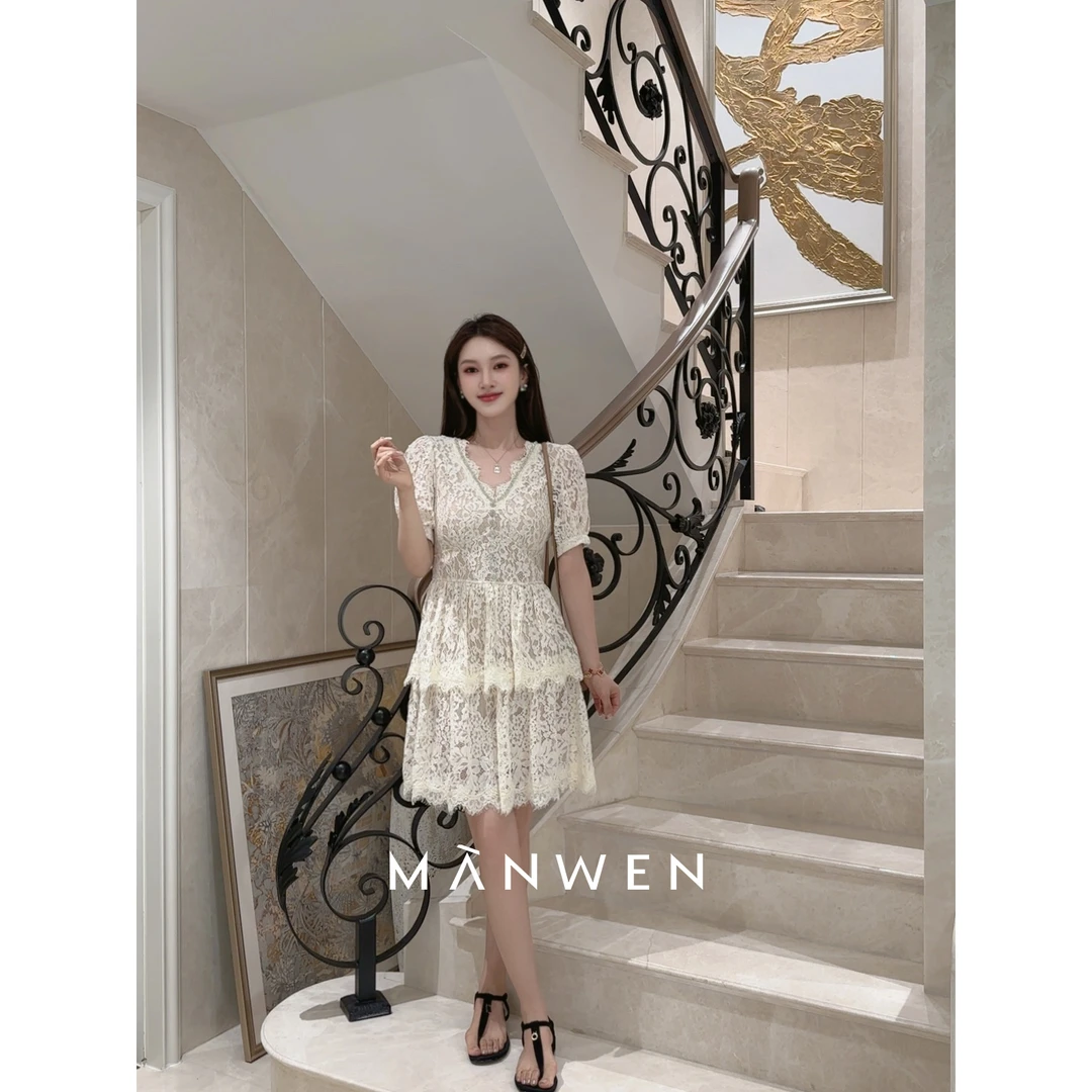 【曼文kiki】“罗曼蒂克”经典蕾丝重工亮片收腰连衣裙 25S432