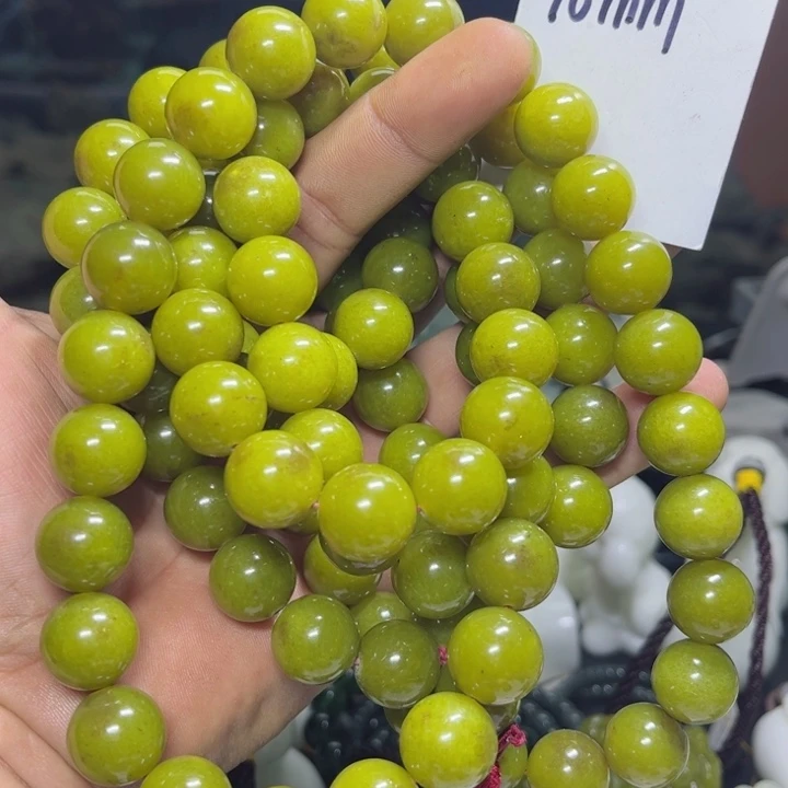 蛇纹石玉项链未镶嵌