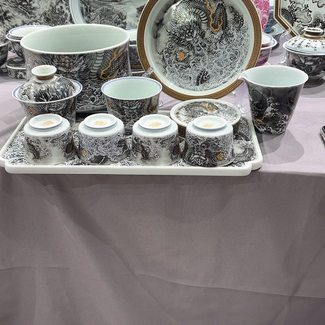 *****瓷片景德镇瓷器精品陈列