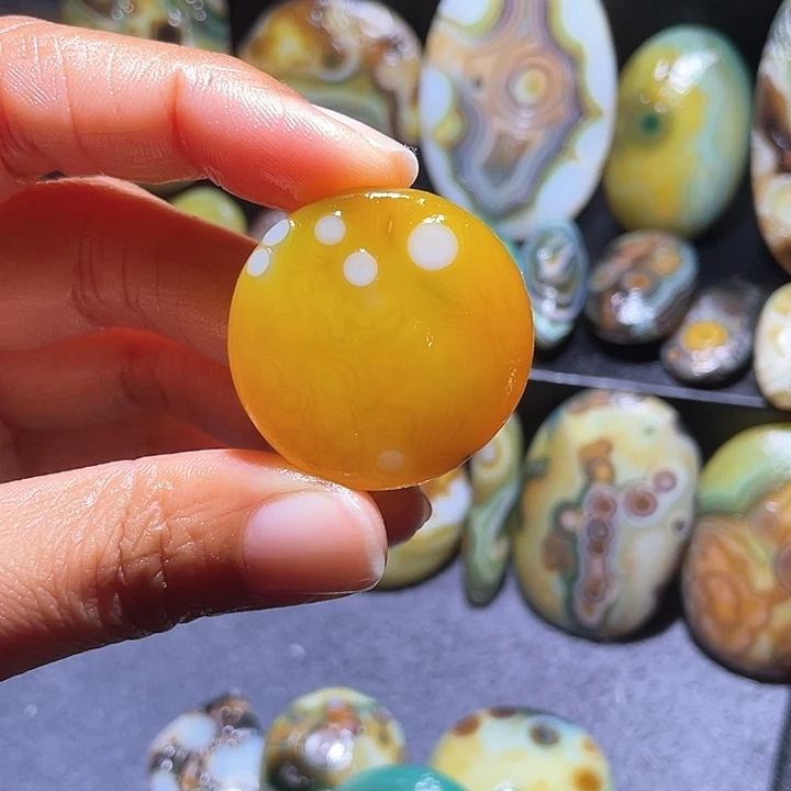 玛瑙/玉髓珠宝奇石未镶嵌