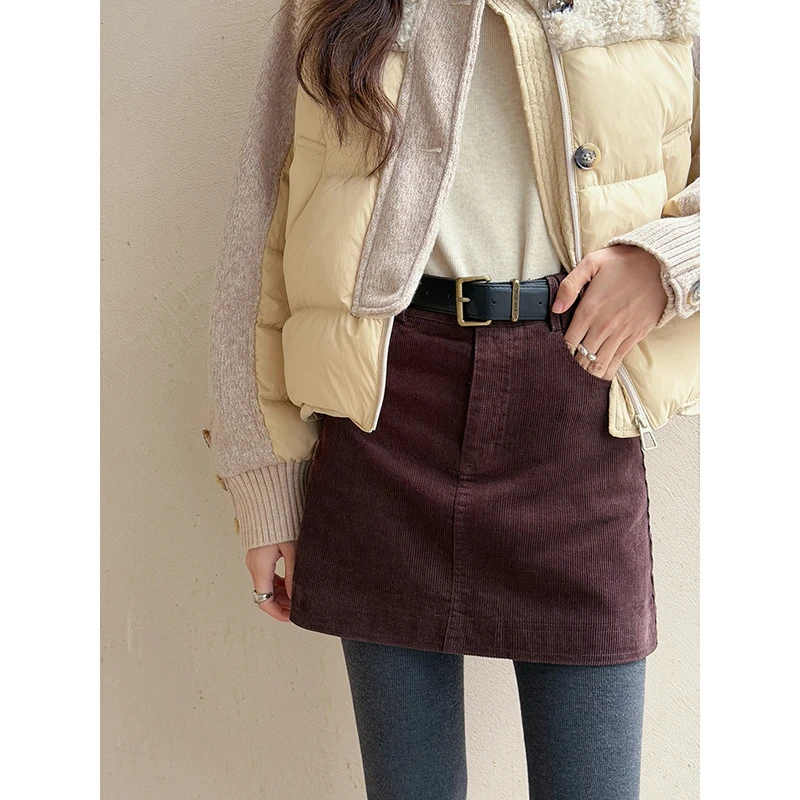 【像素晚风】歌铭复古灯芯绒包臀短裙女秋季新款a字半身裙子N510C