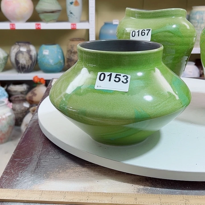 摆件高18口13。陶瓷花瓶摆件。0153