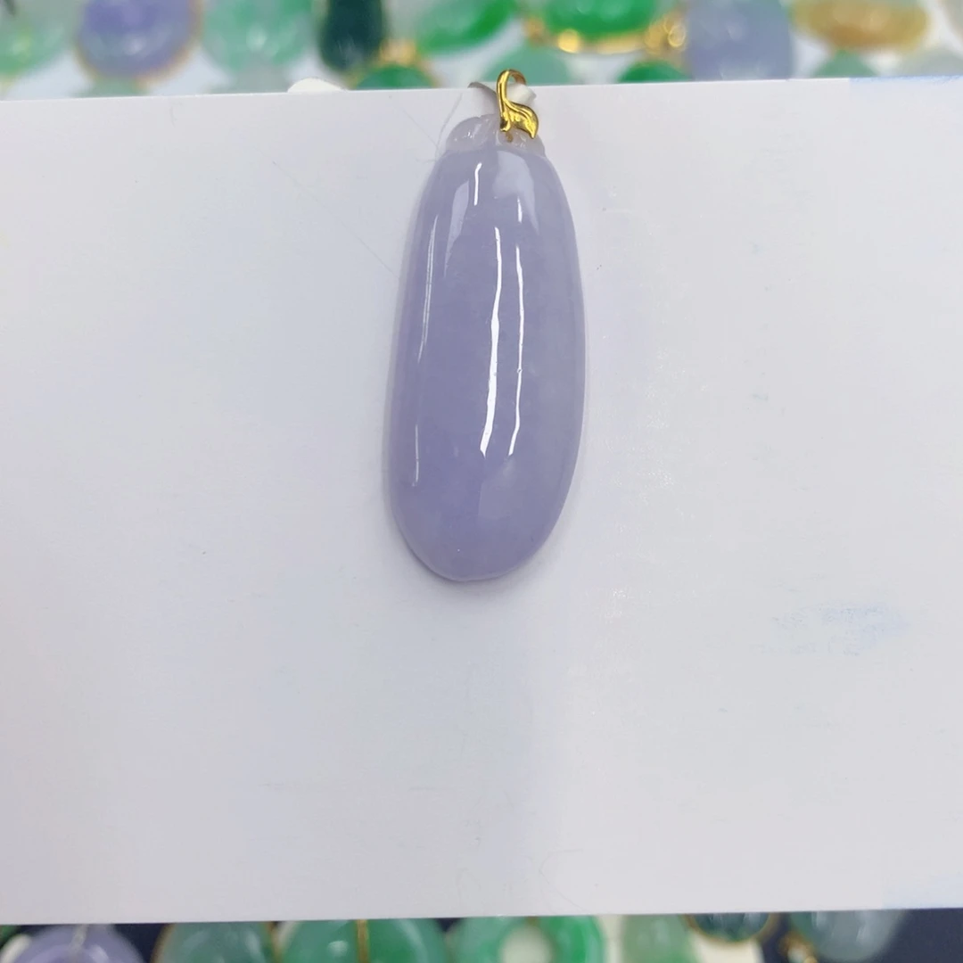 翡翠18K金镶嵌颈饰翡翠