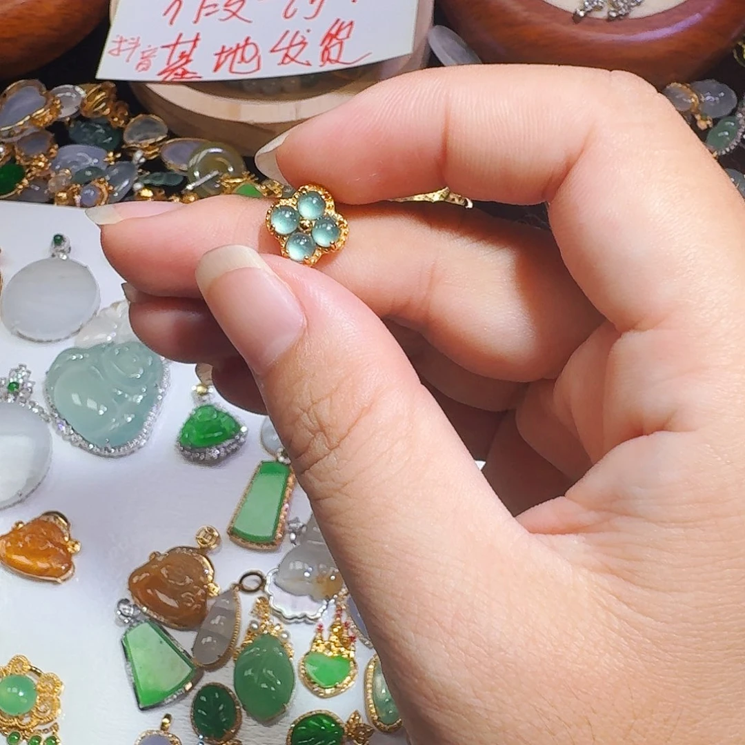 翡翠银S925镶嵌颈饰