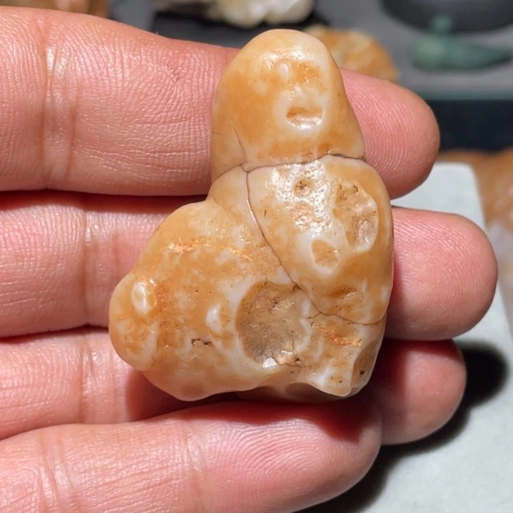 旧***港石材阿拉善沙漠奇石