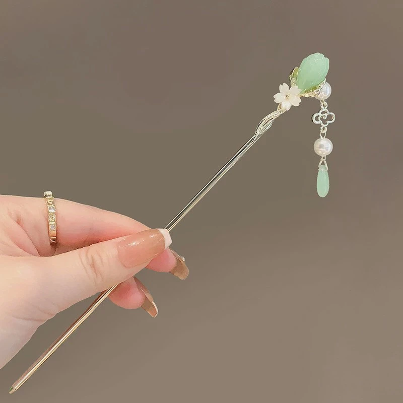 简约高级古风汉服发簪精致国风花朵发钗清新汉服古风步摇盘发簪子