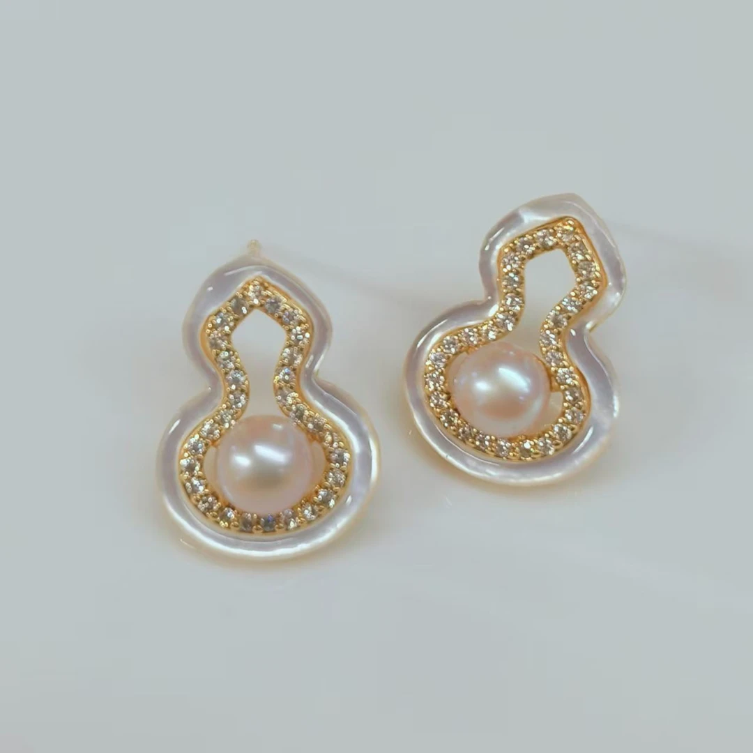 天然淡水珍珠耳钉 ED1376