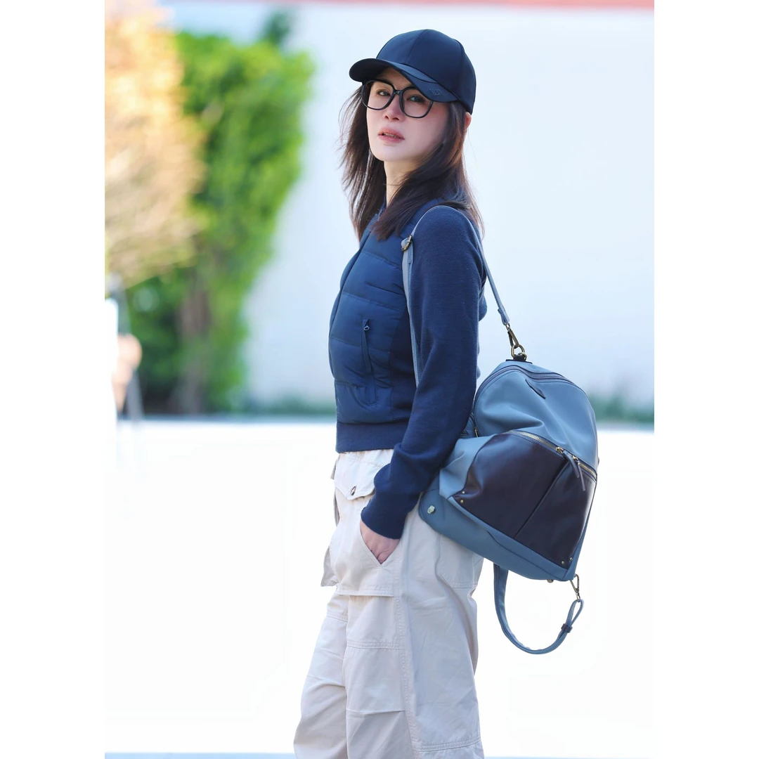 璇之恋•王璇大街小巷包双肩包灰色