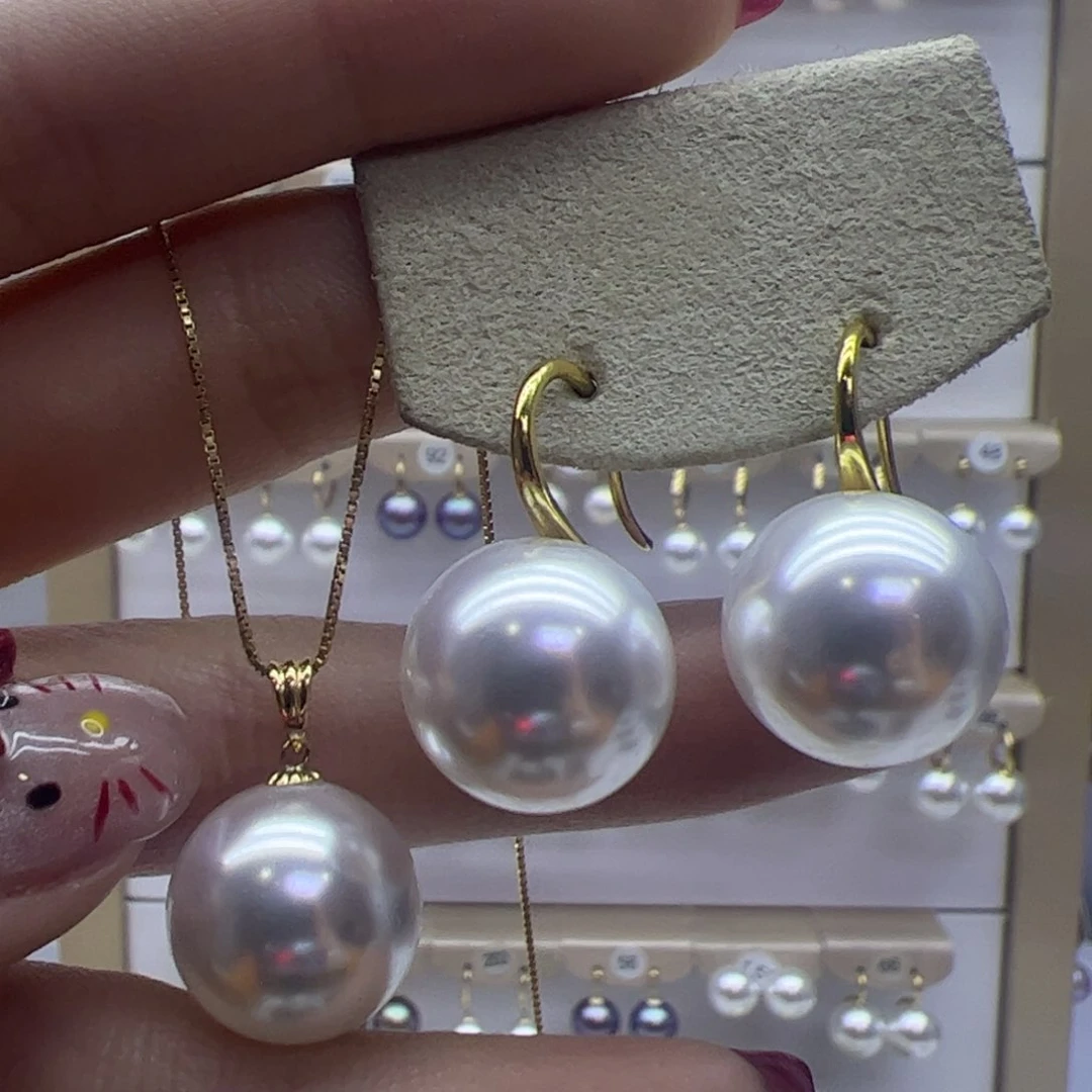 淡水珍珠吊坠(赠链)18K金镶嵌