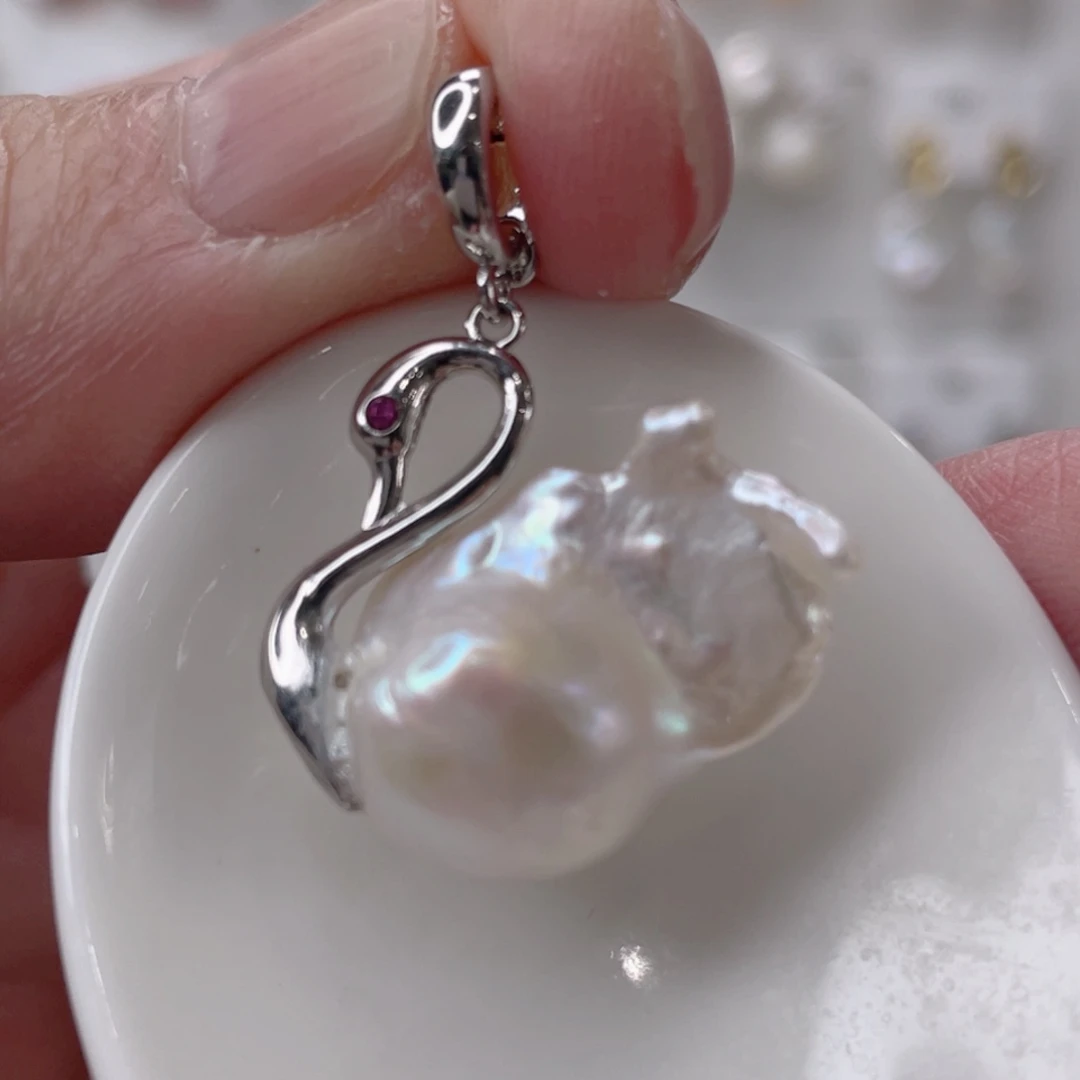 颈饰未镶嵌淡水珍珠