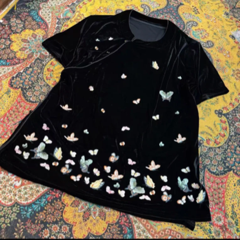 深圳89633新中式蝴蝶丝绒上衣